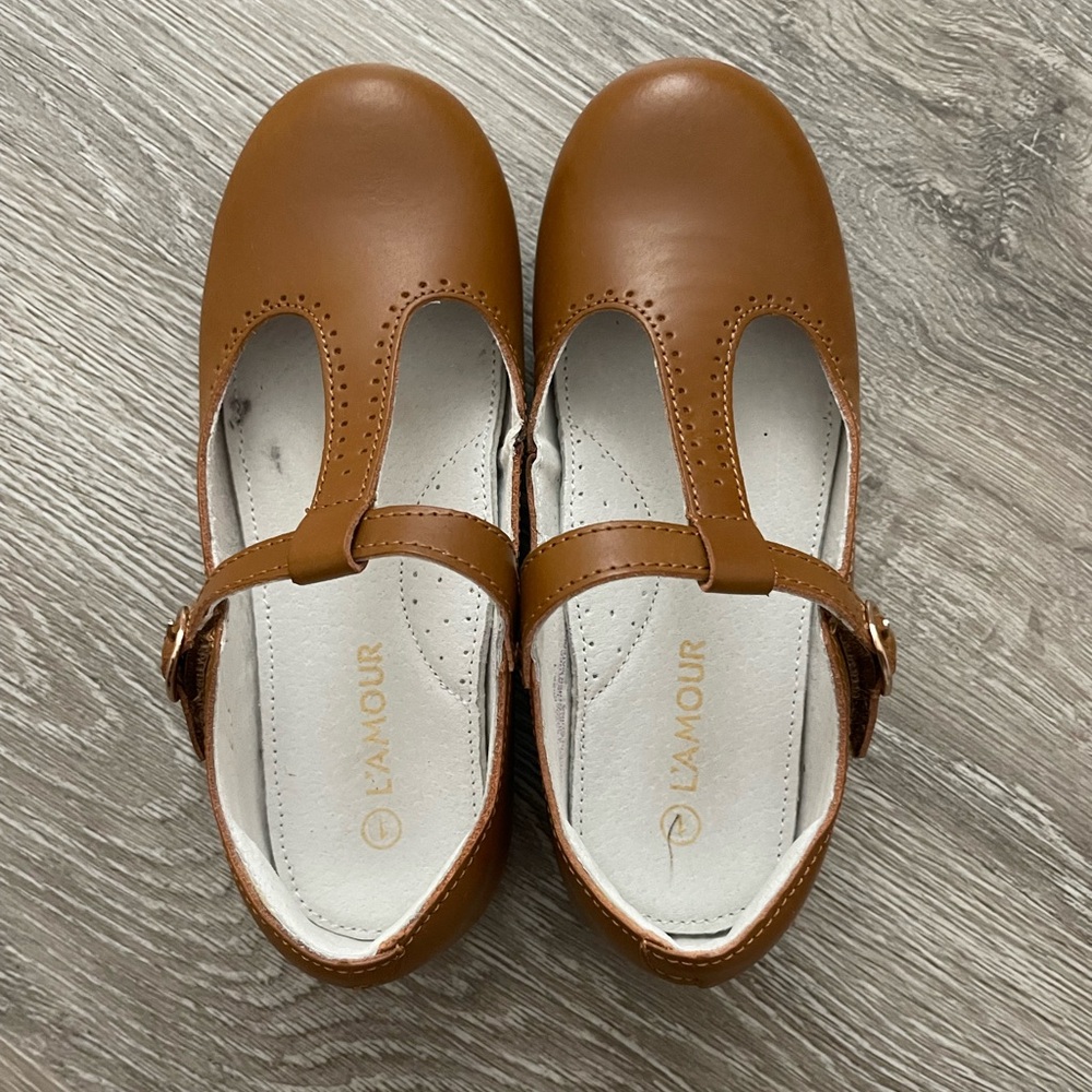 L’AMOUR Eleanor T-Bar Flat